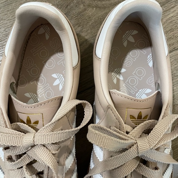 adidas Women's Samba OG Wonder Taupe - Picture 7 of 9